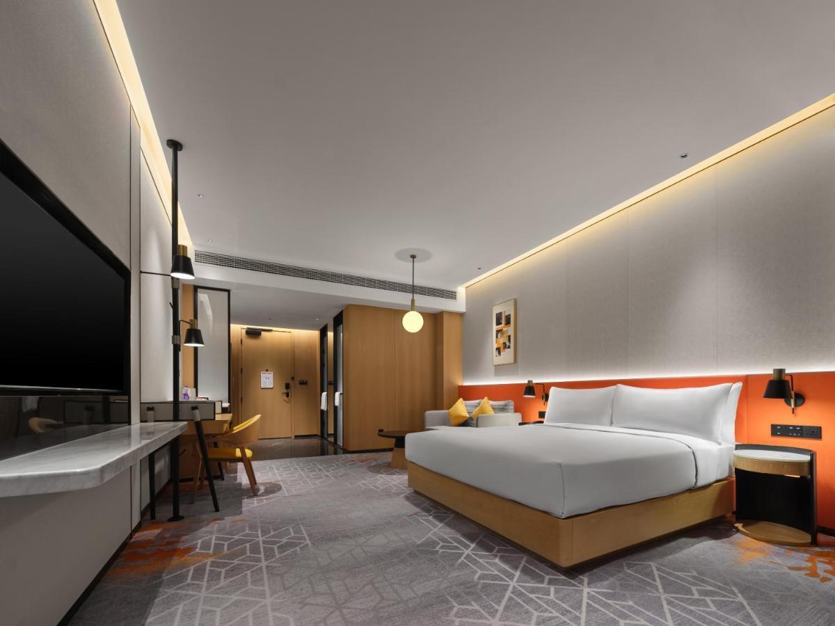 Hilton Garden Inn Jiaxing Xiuzhou Exterior photo