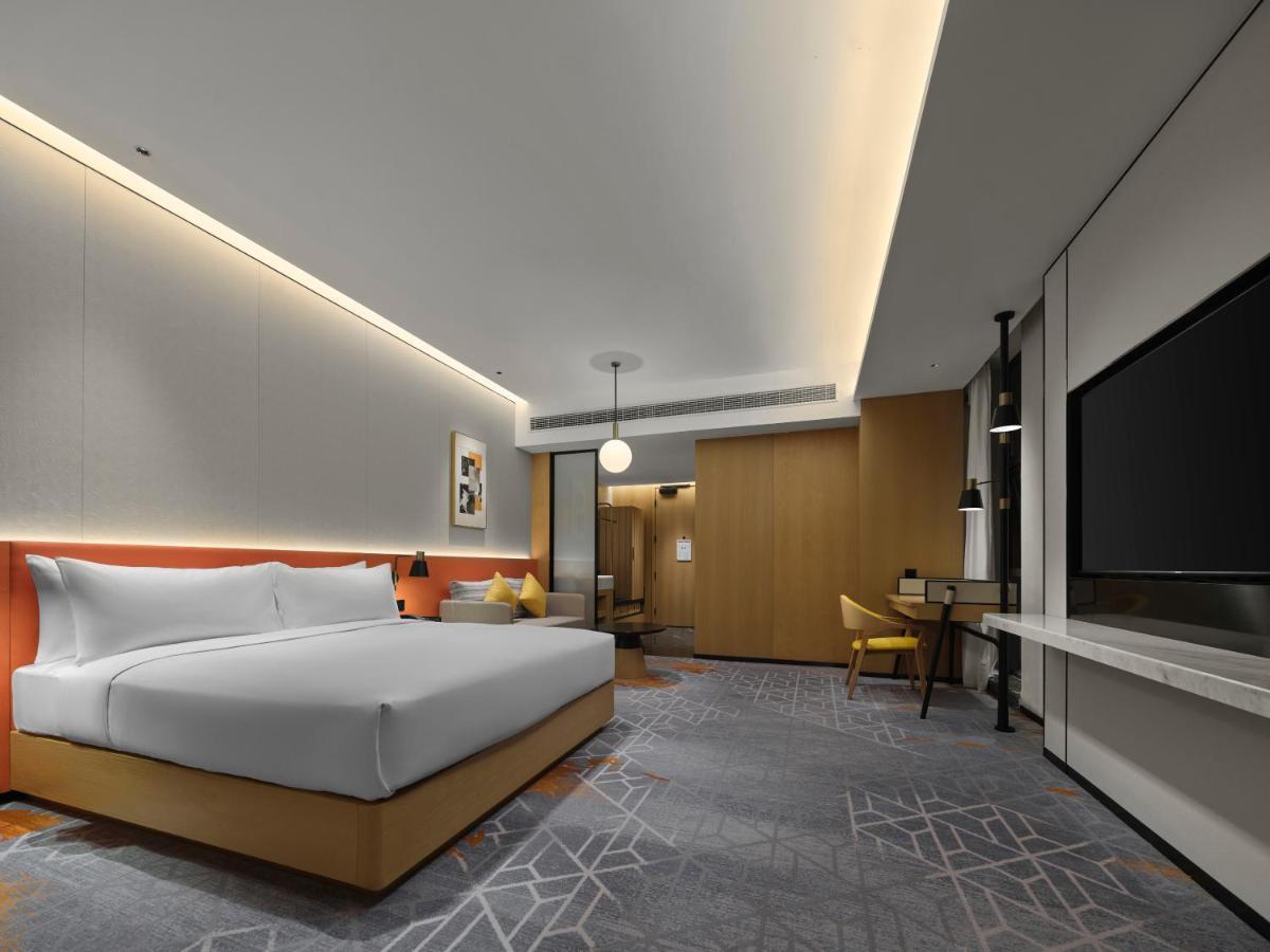 Hilton Garden Inn Jiaxing Xiuzhou Exterior photo